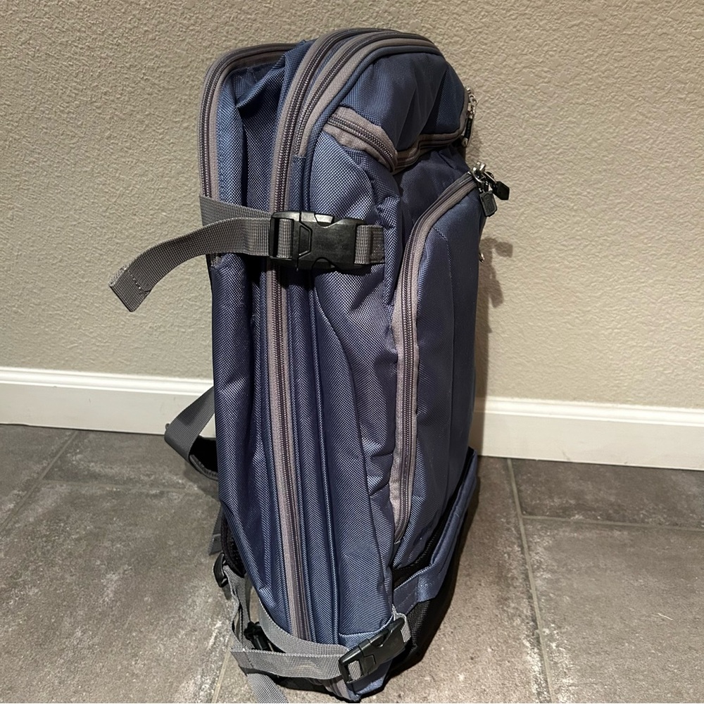 eBags Mother Lode Weekender Travel Backpack EB2146-22 Blue - Picture 3 of 9